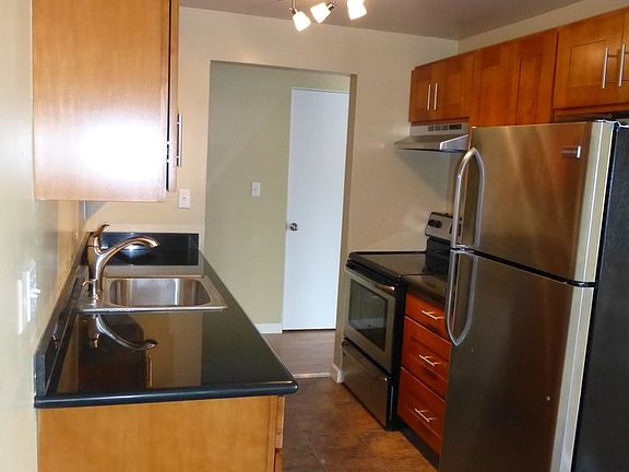 3rd image of 5205 39th Ave S APT 204