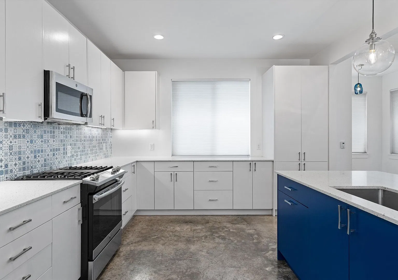 602 W O Dell St #A, Austin, Texas 78752 — Photo 1