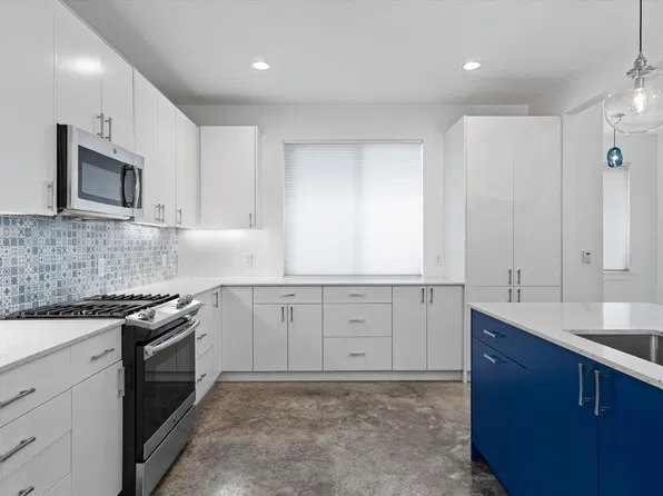 602 W Odell St #A, Austin, TX 78752