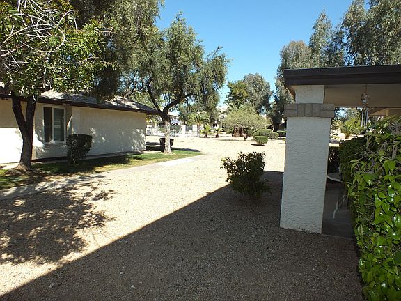 2nd image of 736 E Eugie Ave