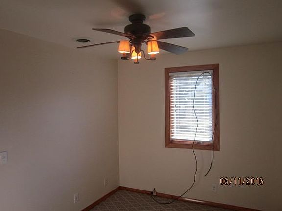 3rd image of 2821 Van Buren St