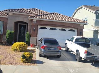 13224 Lone Pine Ct, Oak Hills, CA 92344