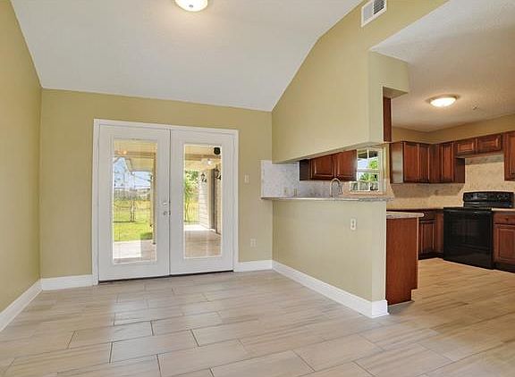2nd image of 629 Dandelion Dr