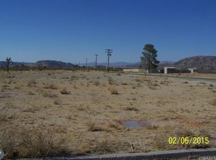 910 Landers Ln, Landers, CA 92285