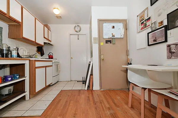 Rented by J Misrahi Realty Corp | media 20