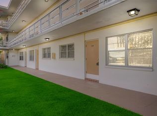 911 Washington Ave APT 102, Largo, FL 33770