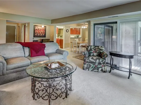 25 Carnoustie Rd APT 26, Hilton Head Island, SC 29928