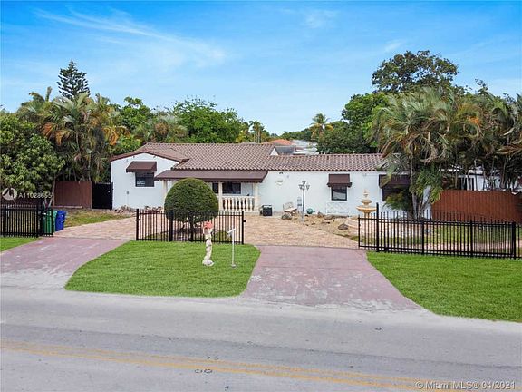 4th image of 14525 NW 2nd Ave