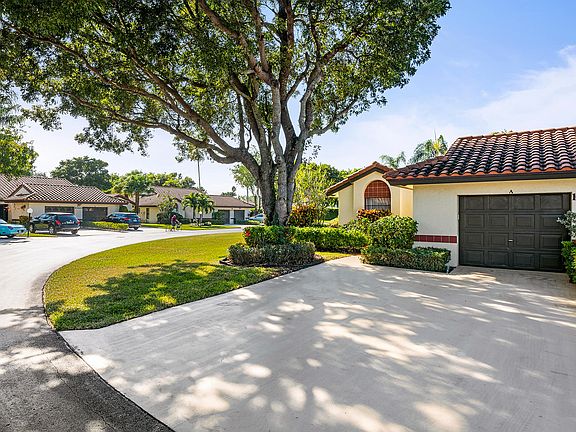 2nd image of 10093 Andrea Ln #A