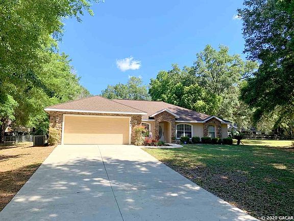 2nd image of 306 NE 10th Pl