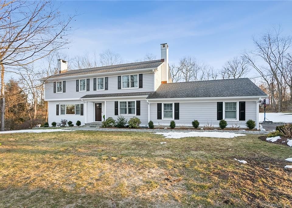 1st image of 67 White Oak Ln