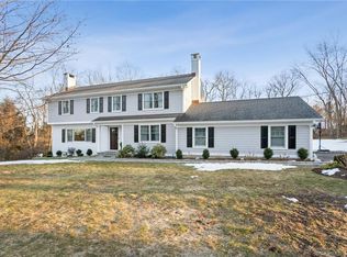 67 White Oak Ln, Stamford, CT 06905