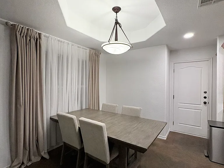 430 Summit Ridge Dr N — Photo 5