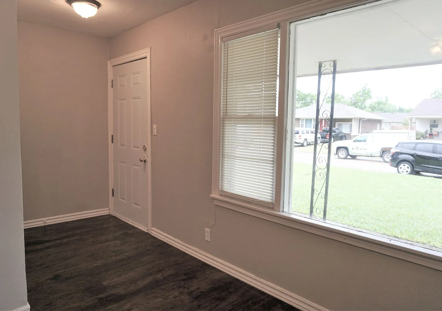 3 Bed 2 Bath 1 Car Garage -The Village NW OKC — Photo 2