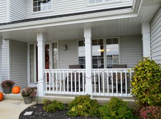 11719 Tar Heel Trl, Rockton, IL 61072