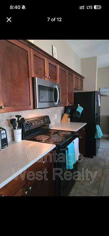 2 bed, 2.0 bath, 976 sqft, $2,050 — Photo 1