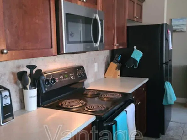 2551 Shoreline Dr Unit 301, Lake Country, BC V4V 2P2