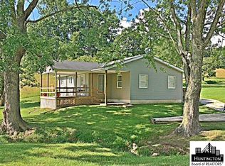 454 Stanley Dr, Prichard, WV 25555