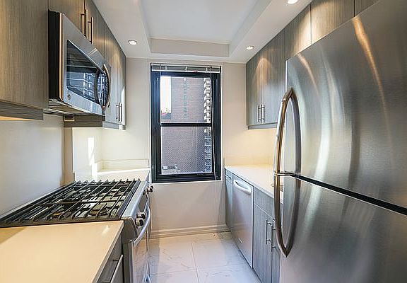 2nd image of 315 W 57th St APT 16C