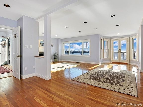 3rd image of 312 Humphrey St #1