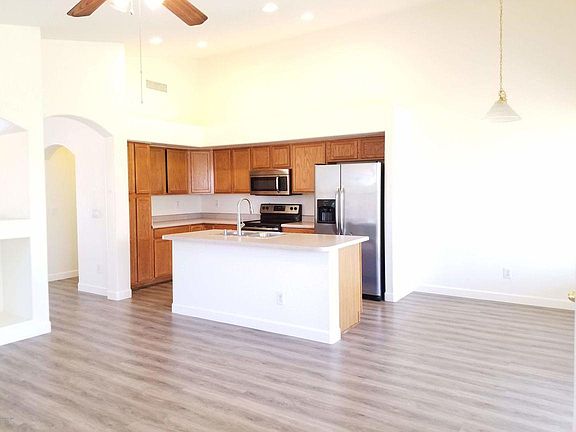 3rd image of 12917 W Vernon Ave