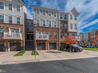 43376 Town Gate Sq, Chantilly, VA 20152