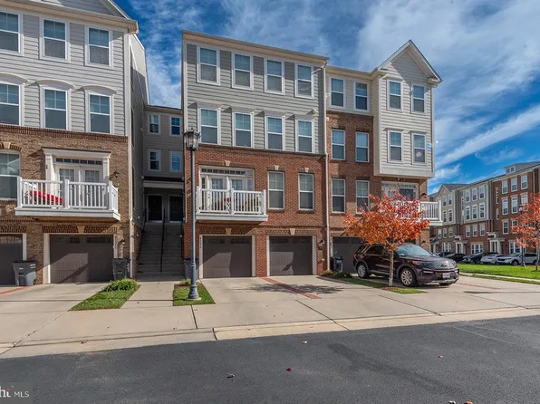 43376 Town Gate Sq, Chantilly, VA 20152