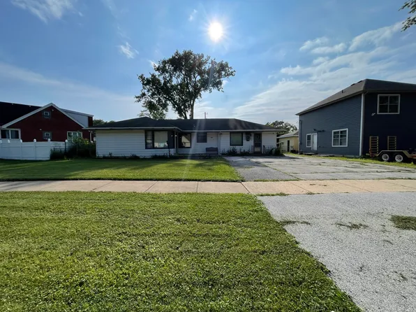 8212 Mulligan Ave, Burbank, IL 60459