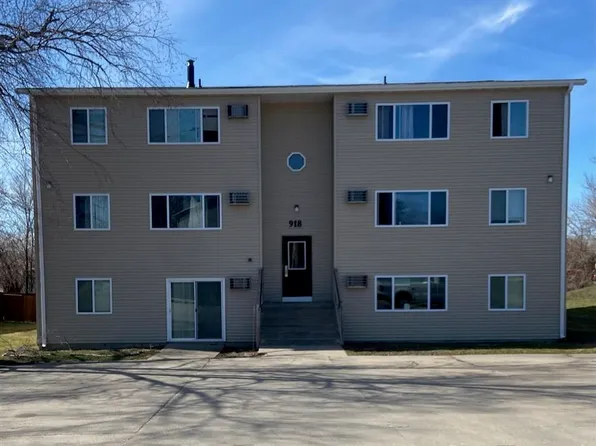 918 23rd Ave #1-12, Coralville, IA 52241