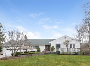183 Seven Bridges Rd, Chappaqua, NY 10514