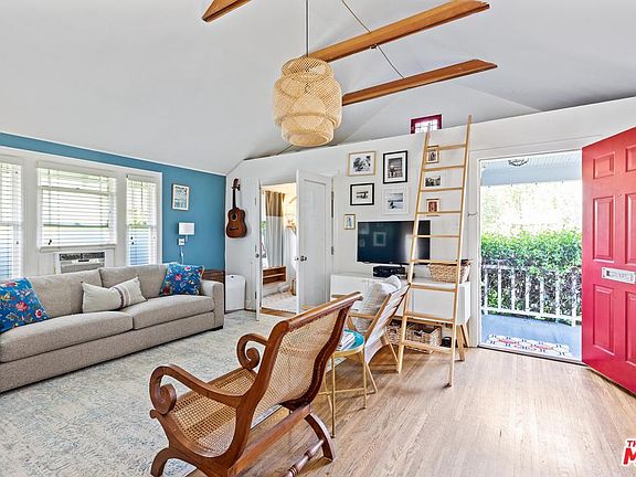 3rd image of 4132 Mildred Ave