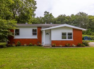 919 Clintonville Rd, Paris, KY 40361