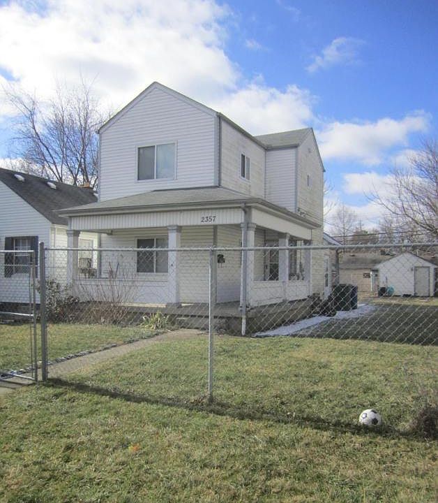 1st image of 2357 Hiawatha Park Dr