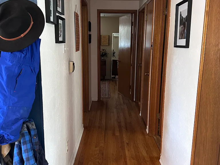 1241 Linden St — Photo 5