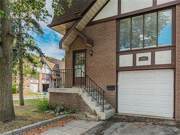 5th image of 49 Cedarwoods Cres #28