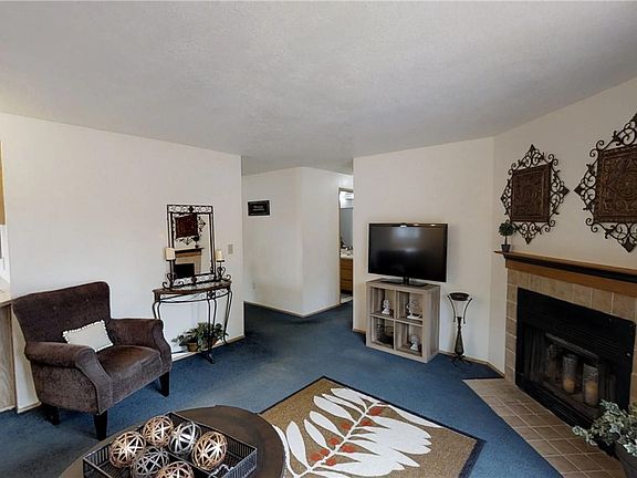 4th image of 22425 34th Avenue Ct E