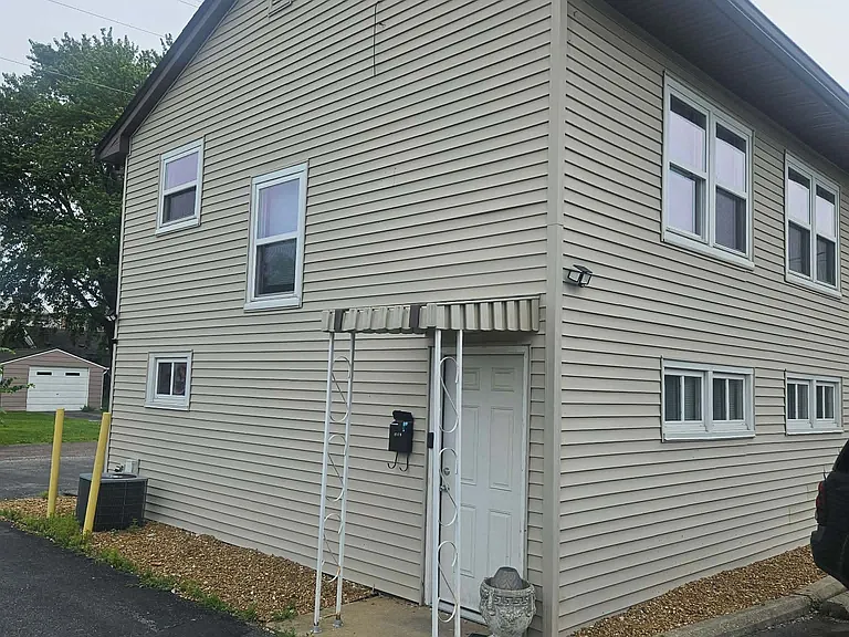 4717 W Main St — Photo 1