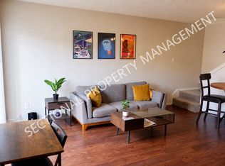 715 N Center St APT 4, Arlington, TX 76011