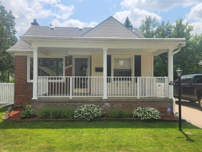 3335 Linden St, Dearborn, MI, 48124