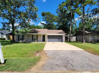 223 Sycamore Dr, Highlands, TX 77562