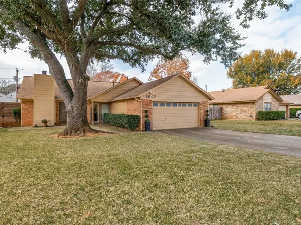 2907 Kimberly Dr, Grapevine, TX 76051