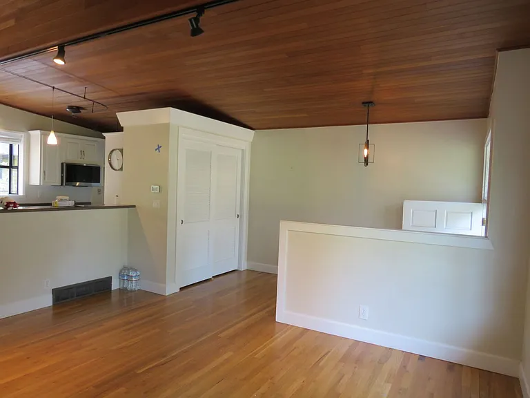 15105 SE 20th St — Photo 6