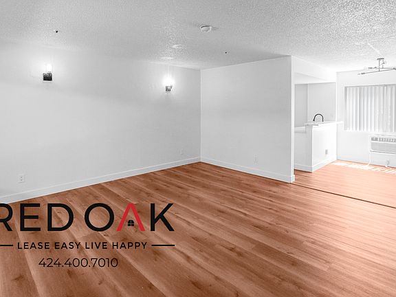 2nd image of 13910 Sayre St #2