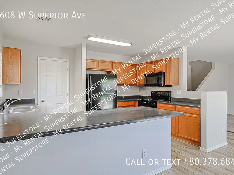 8608 W Superior Ave — Photo 8