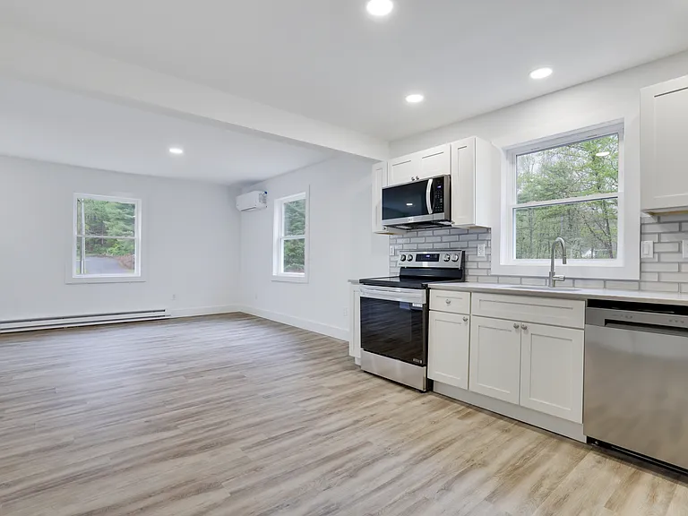 127 Evergreen Ln — Photo 32