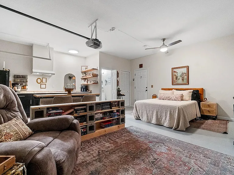 7364 Ensminger Ave — Photo 19