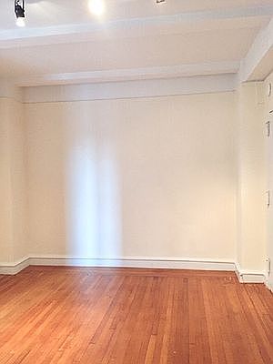 4th image of 350 W 55th St APT 6L