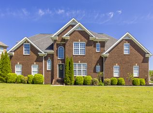 15 Belmont Dr, Decatur, AL 35603