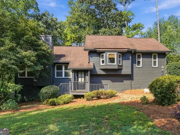 3751 Station Dr NW, Kennesaw, GA 30144