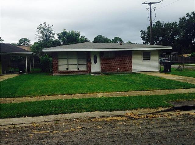 1st image of 401 River Oaks Dr